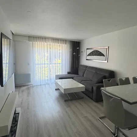Appartement Neuf Pres De La Mer Nice Exterior photo