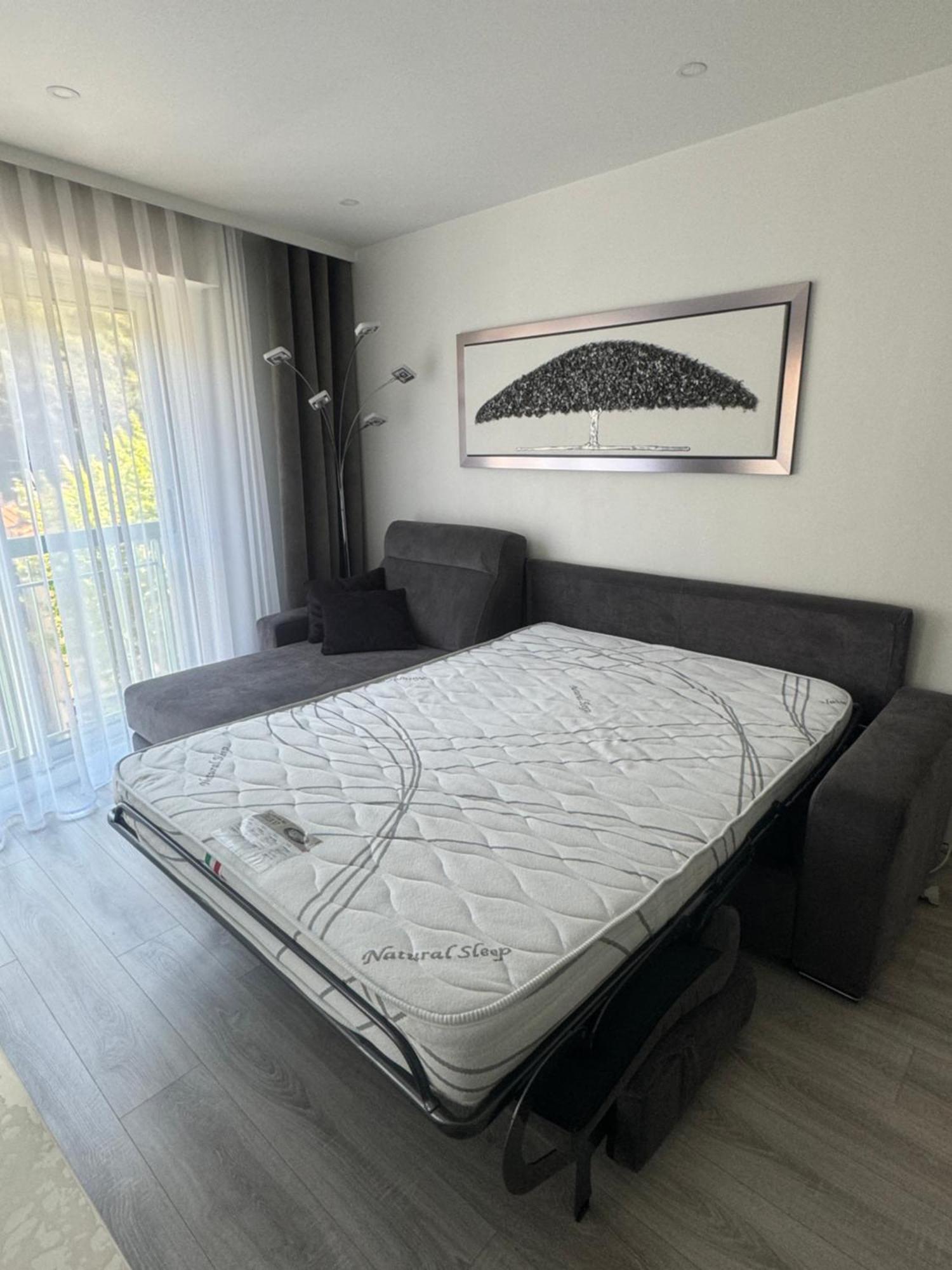 Neuf Pres De La Apartamento